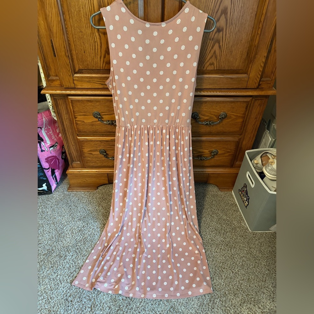 Gilli Pink Polka Dot Midi Dress - Picture 5 of 5
